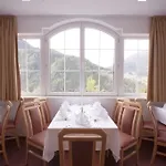 Hotel Alpenfriede