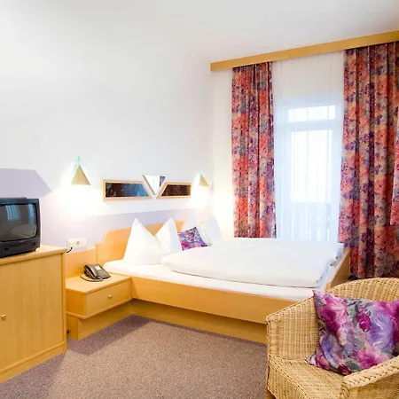 Alpenfriede 3* يرتسنز