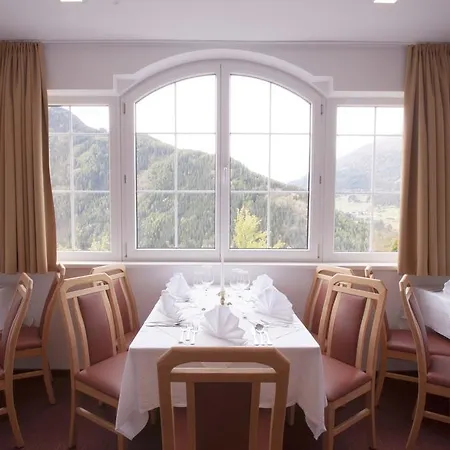 Hotel Alpenfriede