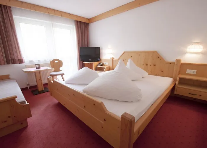 Hotel Alpenfriede 3*