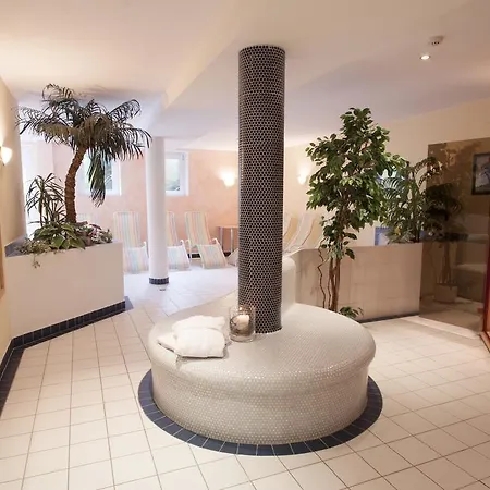 Hotell Alpenfriede 3*