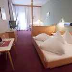 Hotel Alpenfriede